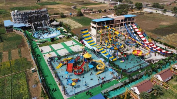 Fun N City Water Park , Adventure & Resort , Patna Nadwan Ngoại thất bức ảnh